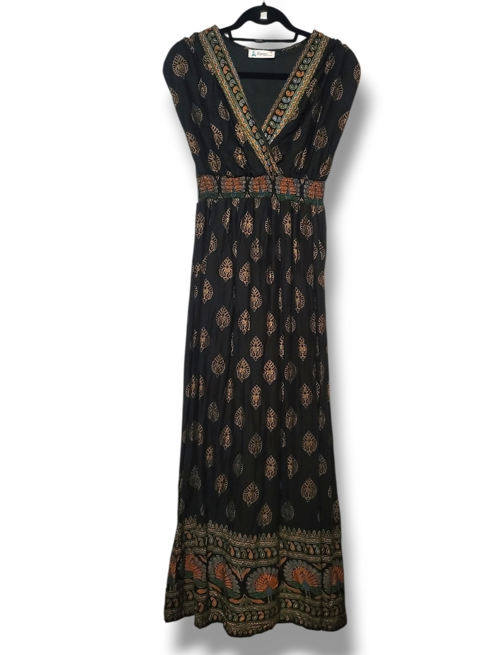 LAPOGEE - Small Bohemian Black and Gold Maxi Dress